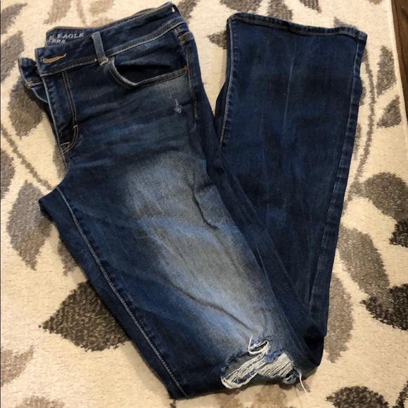 American Eagle kick boot jeans - Picture 3 of 10